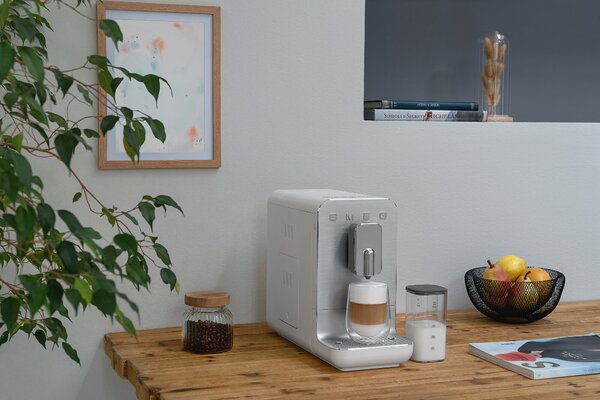 Smeg BCC13WHMEU Presovač Collezione bílý matný