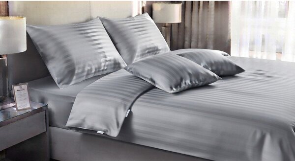 Šedé 3dílné povlečení na jednolůžko 140x200 cm Hotel stripe – JAHU collections