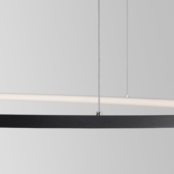 Černé kovové závěsné LED světlo Nova Luce Tarquin 100 cm