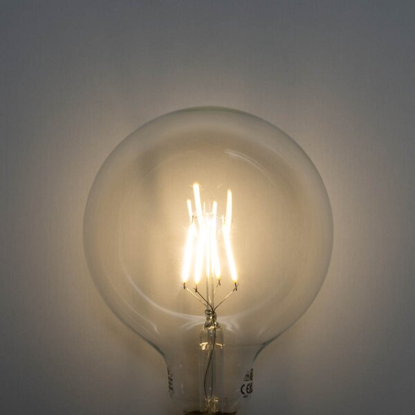 Sada 5 ks LED žárovka E27 s třemi stupni stmívání, spirálovým vláknem G125, 4 W, 450 lm, 3000 K