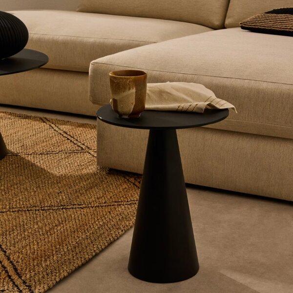 Matně černý skleněný kulatý odkládací stolek Kave Home Wilshire 35 cm