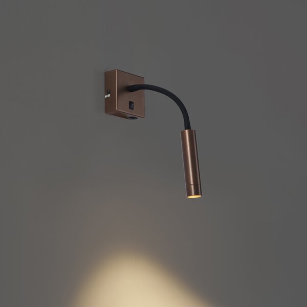 Moderní bronzová nástěnná lampa s portem USB-C - Gosna