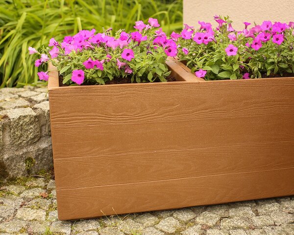 PLASTOVÝ KVĚTINÁČ NA KOLEČKÁCH BETONIQUE ECO 39X39X78 CM DŘEVĚNÝ DEKOR HNĚDÁ