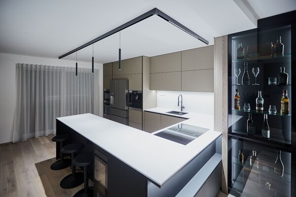 PALNAS 64007991 ŠÍŘKA: 30 mm, OVLÁDÁNÍ: bez stmívání, TEPLOTA LED: 4000 K