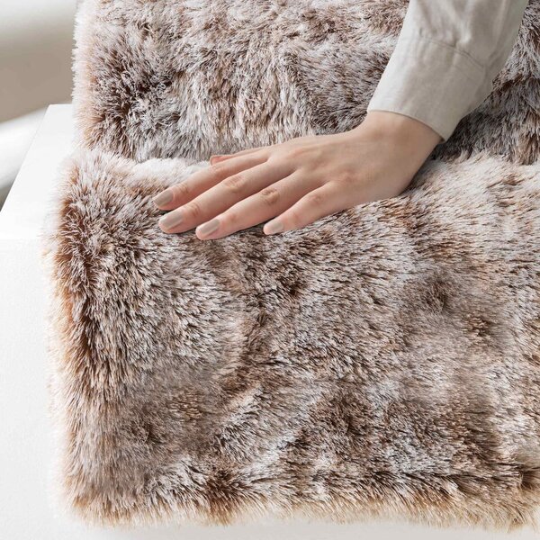 Hnědá deka z umělé kožešiny 180x220 cm Antartic – douceur d'intérieur