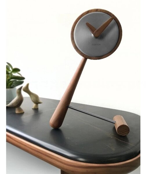 Designové stolní hodiny Nomon Small Puntero Graphite 26cm
