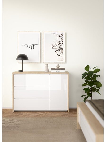 Bílá/v přírodní barvě komoda v dekoru dubu 119x84x48 cm Next – Tvilum