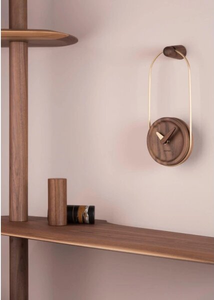 Designové nástěnné hodiny Nomon Eslabon GO walnut small 26cm