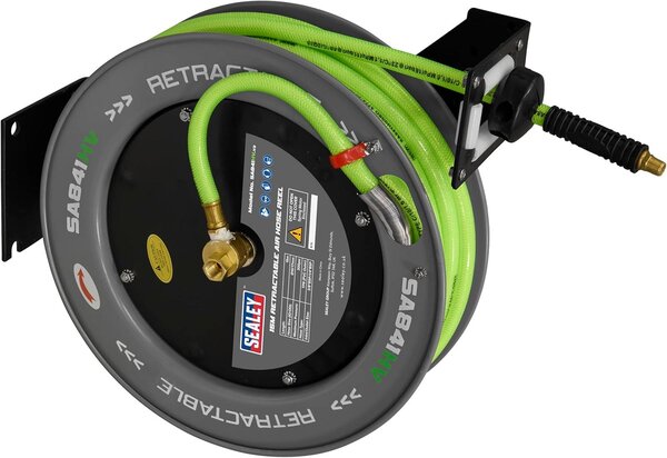 Flexibilní kovová hadice s automatickým navíjecím mechanismem, délka 15 metrů, vnitřní průměr 10 mm, vysoce viditelná, hadice z TPR