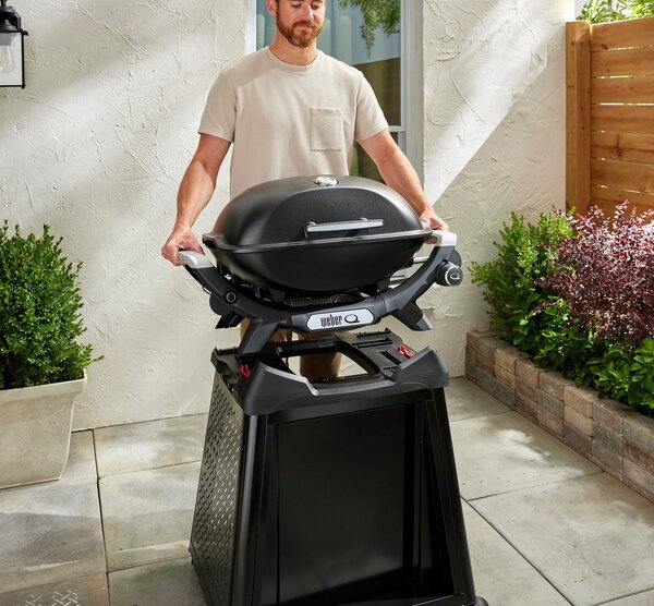 Weber Plynový gril Q2200N Premium Stand