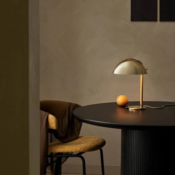 GUBI Kovová stolní lampa 9209