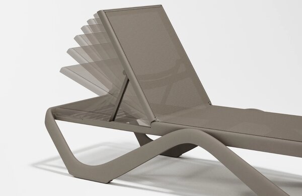 VONDOM Plastové zahradní lehátko LOVE