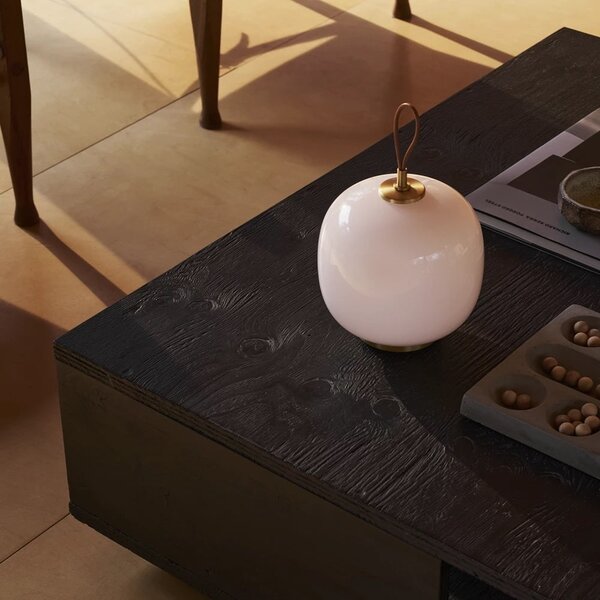 Přenosná stmívatelná lampa VL 45 Radiohus / Glossy Pale Rose Glass