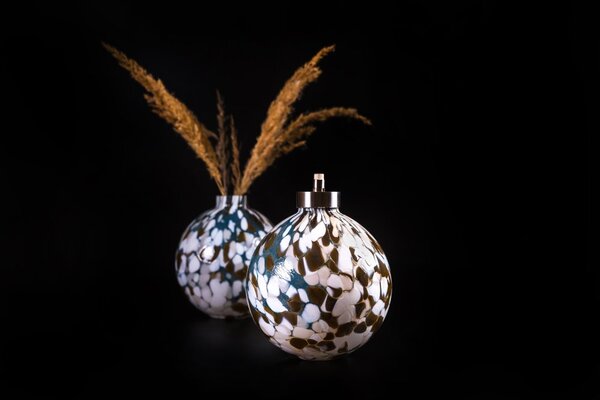 Skleněná olejová lampa SCUTI – Krémová mocha
