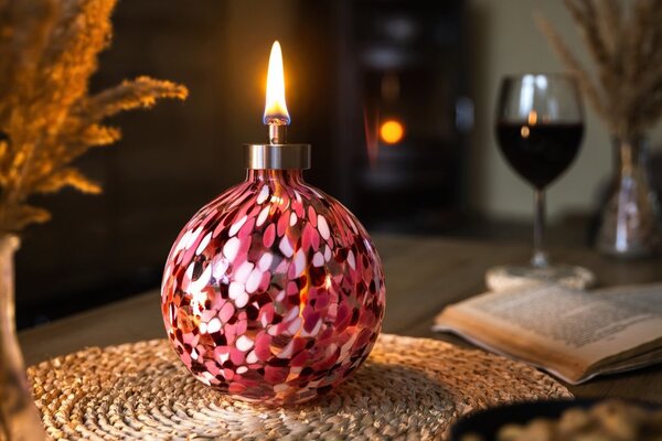 Skleněná olejová lampa SCUTI – Rubínově červená