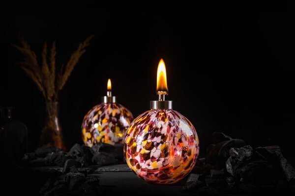 Skleněná olejová lampa SCUTI – Jantarově lososová