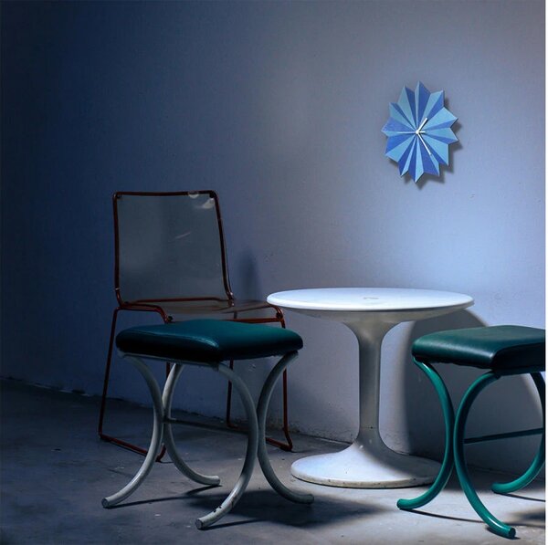 Designové nástěnné hodiny 001.24.003 Ardeola 29cm