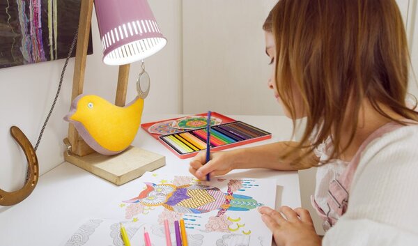 Chytrá WiFi LED žárovka CLASSIC E27 9W, nastavitelná bílá