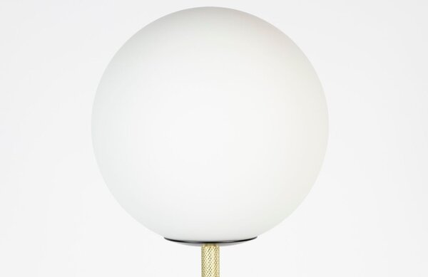 Opálově bílá skleněná stolní lampa ZUIVER ORION s mramorovým podstavcem