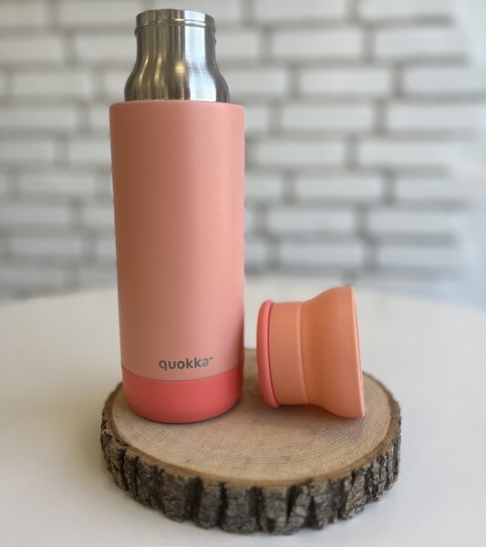 Nerezová termoláhev s poutkem Echo, 690ml, Quokka, růžová