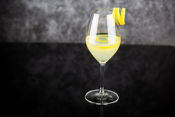 RIEDEL Mixing Champagne Set – sada 4 sklenic na šumivé koktejly 5515/58