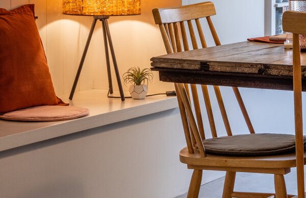 Růžový látkový podsedák Kave Home Silke 35 cm