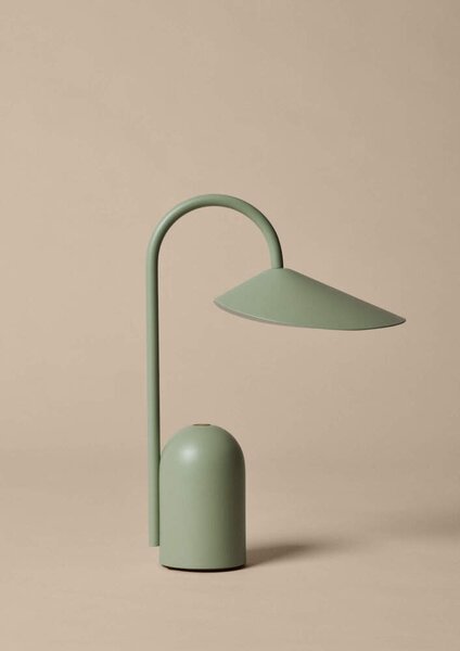 Ferm Living Přenosná lampa Arum, tea green 1104271023
