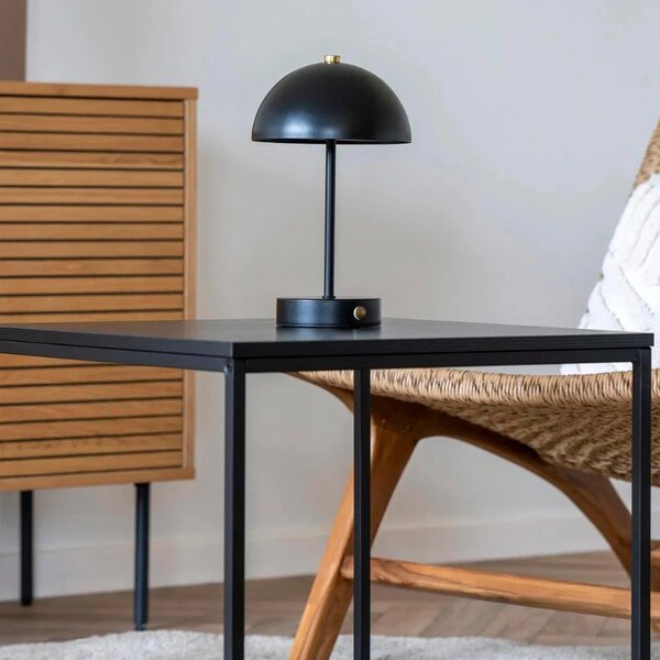 Nordic Living Černá kovová nabíjecí stolní LED lampa Halle