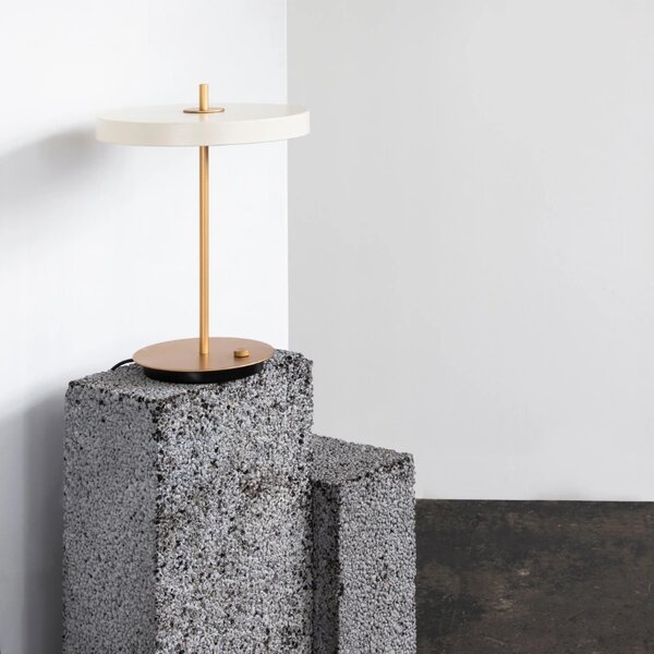 Umage Černá kovová stolní LED lampa Asteria