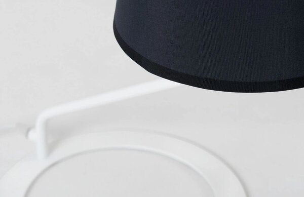 Nordic Design Černá kovová stolní lampa Shadow