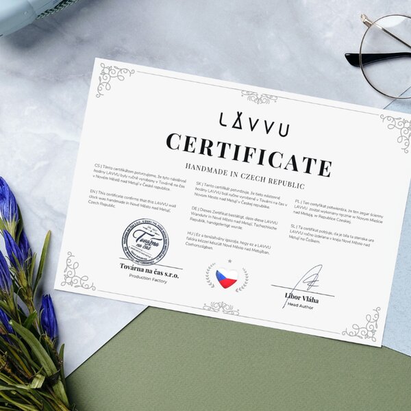 LAVVU Hnědé hodiny Natur vyrobené v Čechách ⌀34cm LCT5024