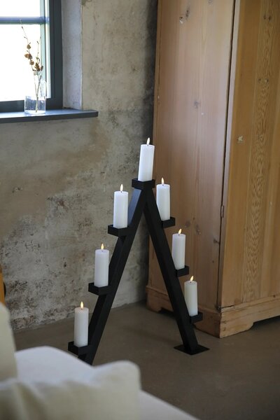 MAR 706323 Arbor adventní černý vánoční svícen na baterie - Markslöjd