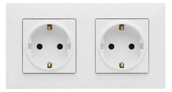 Legrand - Dvojitá zásuvka domovní SCHUKO 250V/16A s rámečkem NILOE STEP bílá