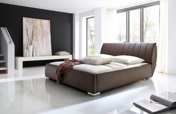 Hnědá koženková dvoulůžková postel Meise Möbel Bern 180 x 200 cm s úložným prostorem