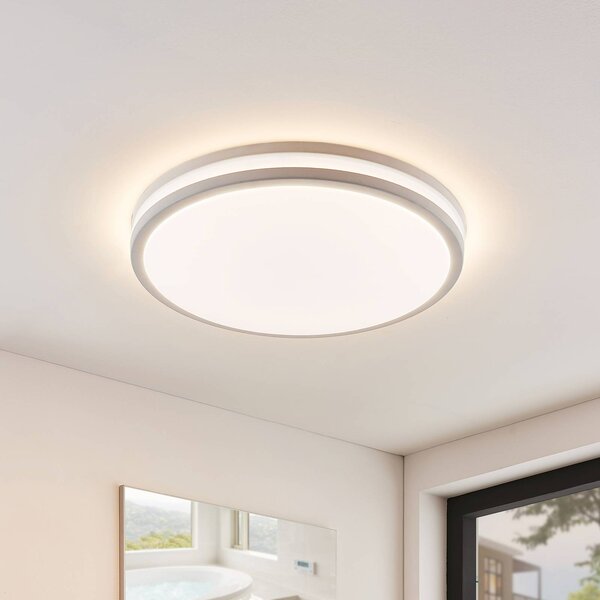 Lindby Arnim LED stropní svítidlo, bílé, plast, Ø 49 cm, IP44, stmívatelný, Bílá / opál, Koupelna, Plast, Moderní