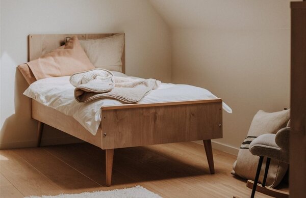 -25 % Dny MOMENTI– Dubová dětská postel Quax Cocoon 200 x 90 cm