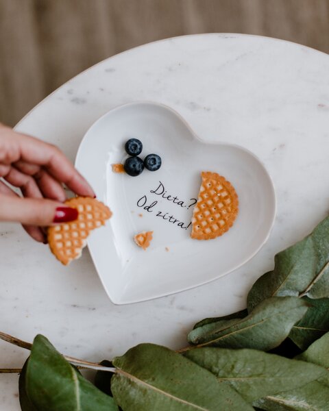Porcelánový talířek ve tvaru srdce Dieta? Od zítra! 16 cm