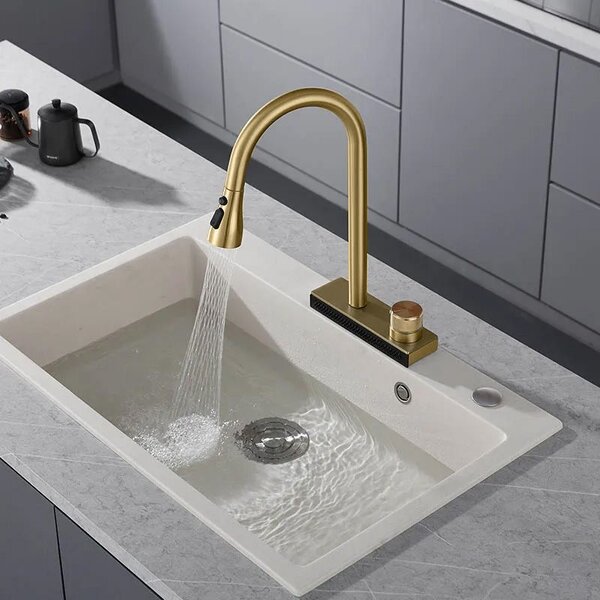 Kuchyňská baterie REA CONOR BRUSH GOLD