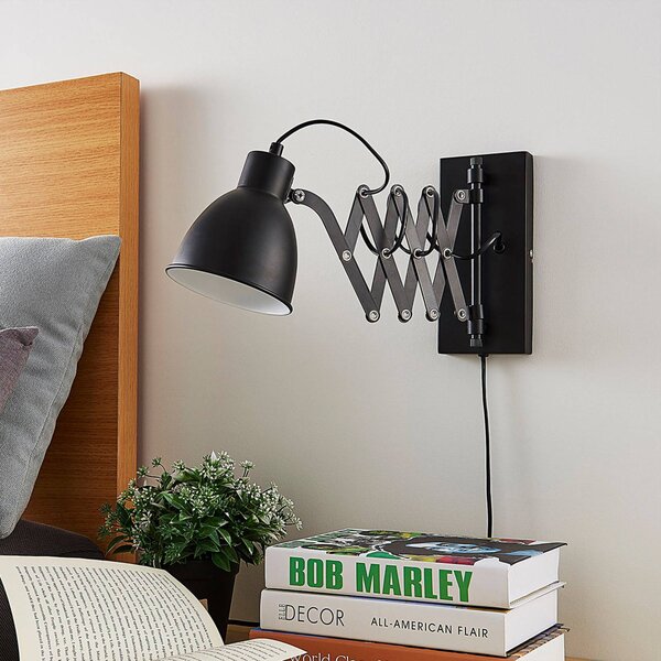Lindby nástěnné světlo Merle, černé, 60 cm, lampa na čtení, výsuvné, Černá, Ložnice, kov, Moderní, Lampička na čtení