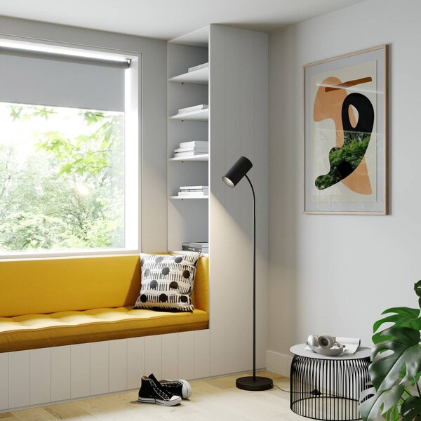 Lindby stojací lampa Karoli, černá, 156 cm, kov, flexibilní rameno, Černá, Obývací pokoj / jídelna, kov, Moderní
