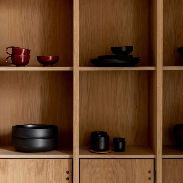 Audo CPH Set šesti tmavě hnědo šedých porcelánových talířů AUDO NEW NORM 17,5 cm