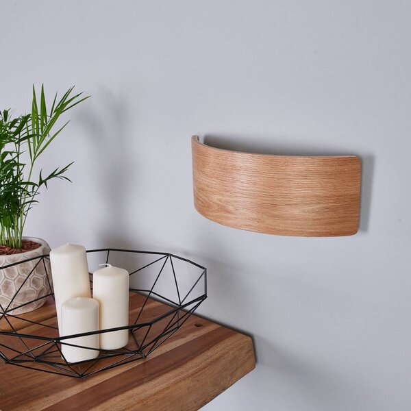 Lindby Nástěnné svítidlo LED Rafailia, šířka 33 cm, dřevo, 3 000 K, Tmavé dřevo, Obývací pokoj / jídelna, Dřevo, Venkovský / rustikální