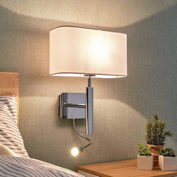 Lucande Nástěnné svítidlo Jettka, výška 63 cm, čtecí rameno, textilní materiál, Chrom / stříbro, Obývací pokoj / jídelna, Textil / tkanina / hedvábí, Lampička na čtení
