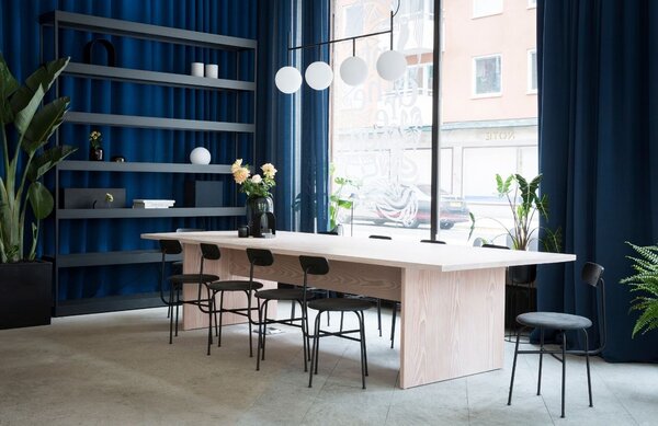 Audo CPH Matně opálově bílé skleněné závěsné světlo AUDO TR II. 125 cm
