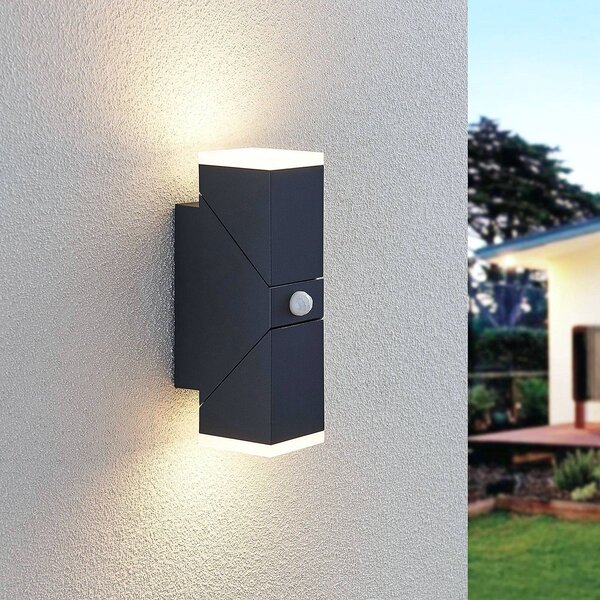 Lindby LED nástěnné svítidlo Sally, 22 cm, antracit, IP54, senzor, Černá, Hliník, Moderní, Nástěnné svítidlo / světlem dolů