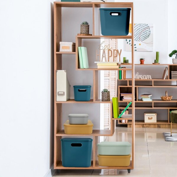 Světle zelený plastový úložný box s víkem 24,5x18x15 cm – Homéa