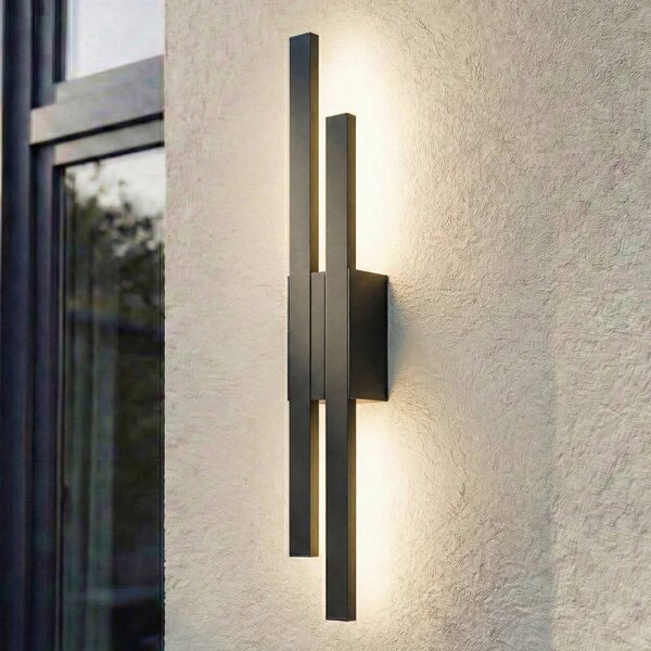 Lindby LED venkovní nástěnné svítidlo Sakari, černé, hliník, výška 59 cm, Černá, Hliník, Moderní