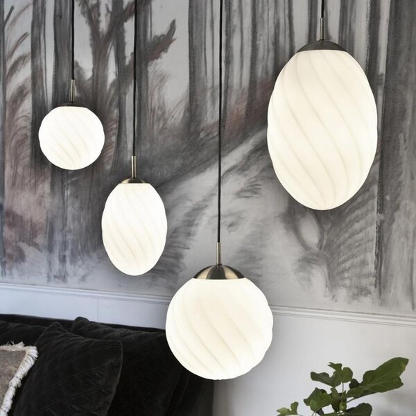 Halo Design Skleněné závěsné světlo Twist 25 cm
