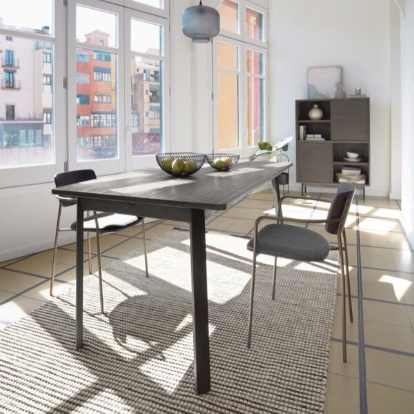 Tmavě hnědá jasanová jídelní židle Kave Home Maureen