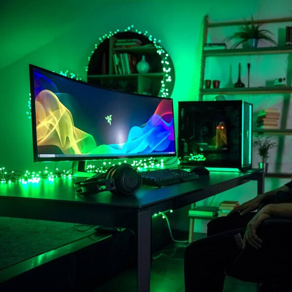 Světelný řetěz Twinkly RGBW, 250 světelných bodů, 20 m černý